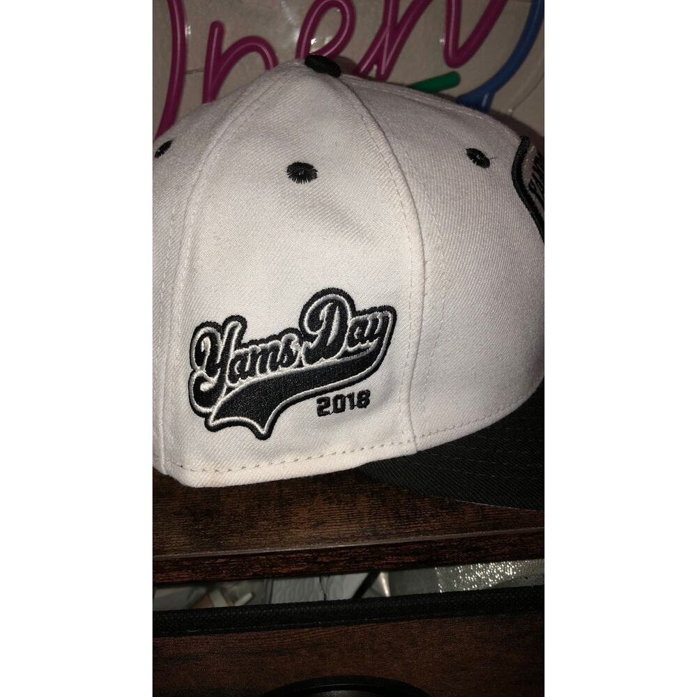 Yamborghini New Era Blk/Wht 7 5/8 fitted hat - Picture 3 of 7